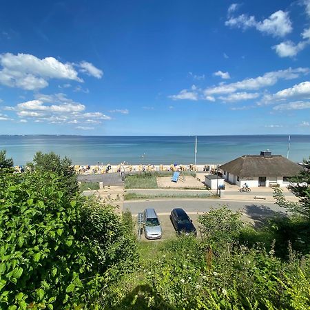 Studio-Apartment mit Panorama-Meerblick und direkter Strandlage in Scharbeutz Exterior foto