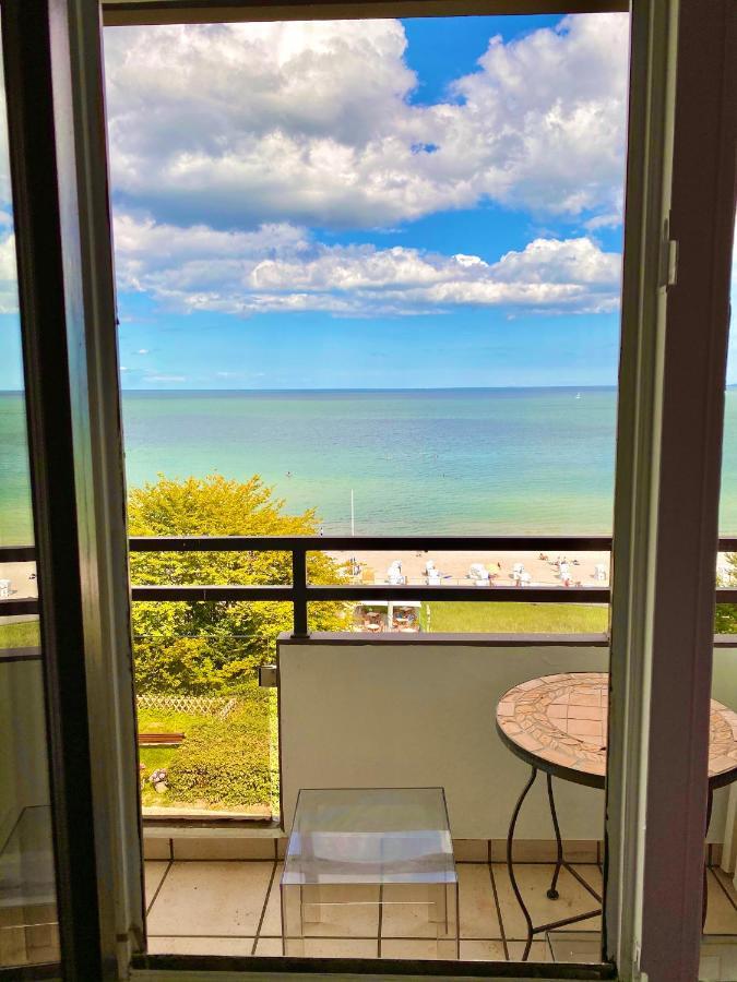 Studio-Apartment mit Panorama-Meerblick und direkter Strandlage in Scharbeutz Exterior foto