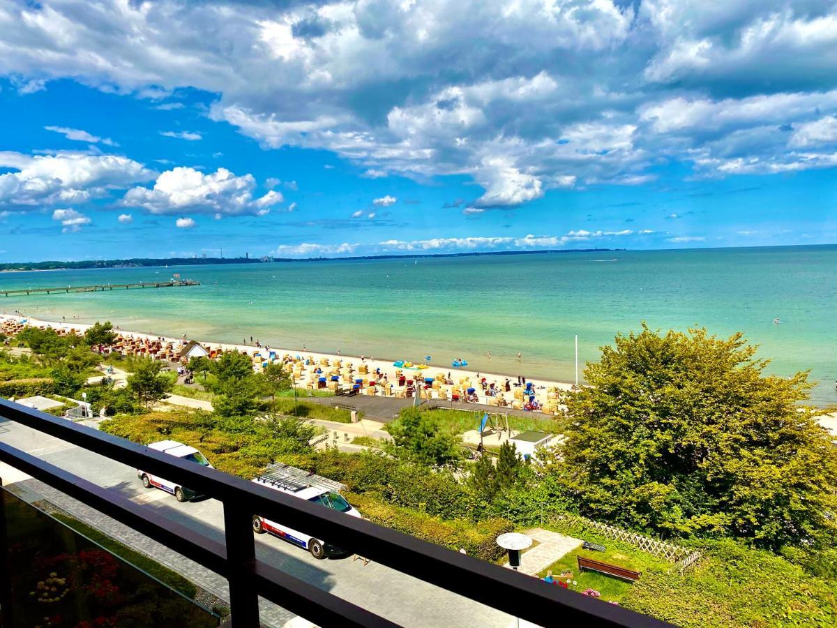 Studio-Apartment mit Panorama-Meerblick und direkter Strandlage in Scharbeutz Exterior foto