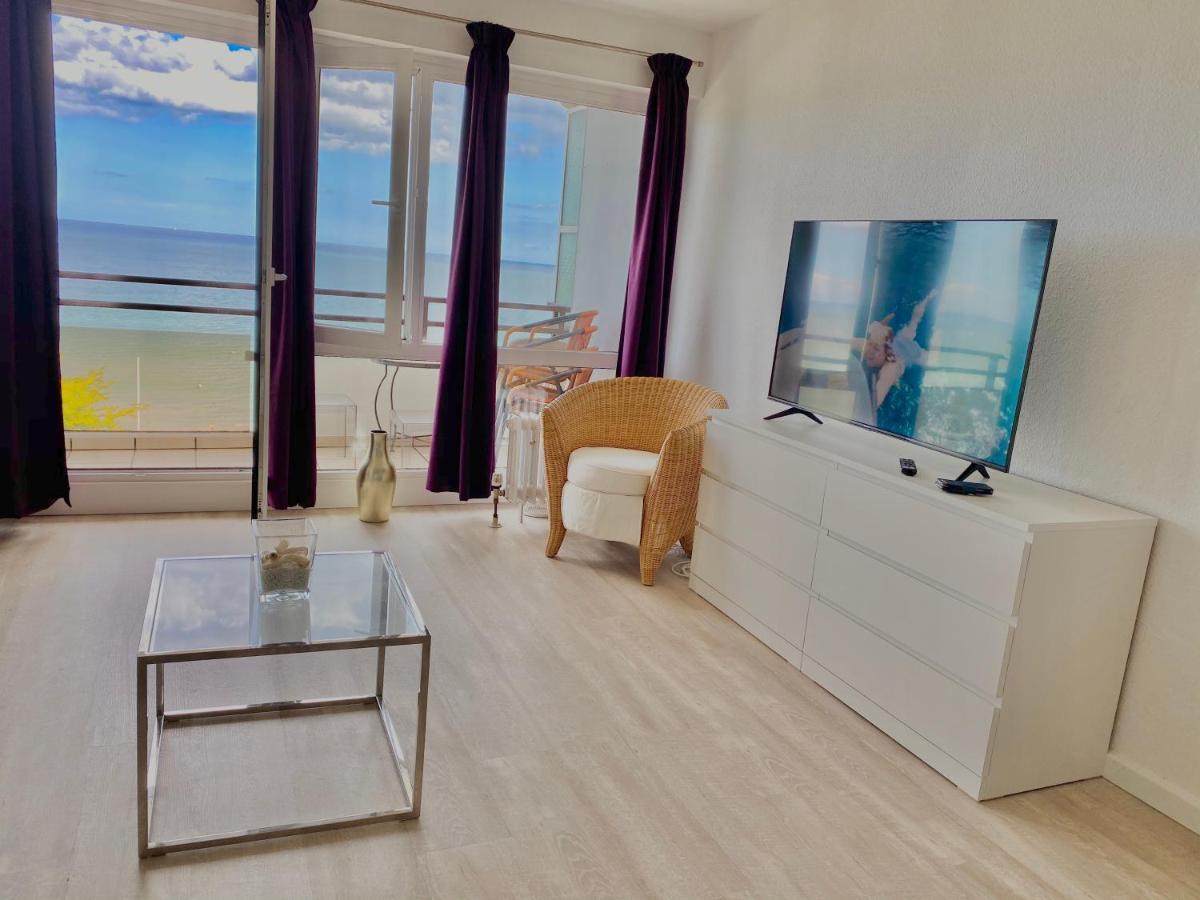 Studio-Apartment mit Panorama-Meerblick und direkter Strandlage in Scharbeutz Exterior foto