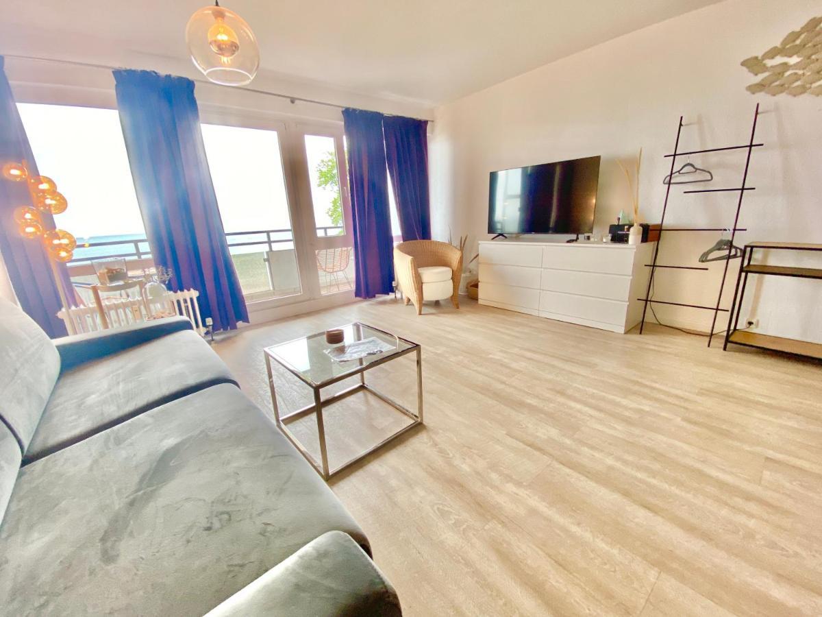 Studio-Apartment mit Panorama-Meerblick und direkter Strandlage in Scharbeutz Exterior foto